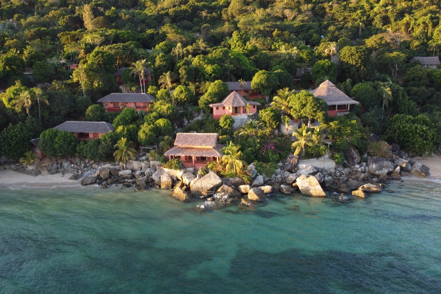 Jardin Vanille - Nosy Komba - Madagascar - Hotel mare 2026 - vista all'arrivo in barca